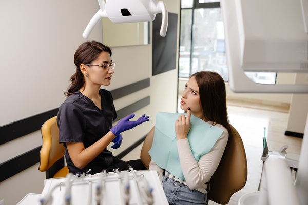 What A General Dentist Looks For In Your Dental Exam